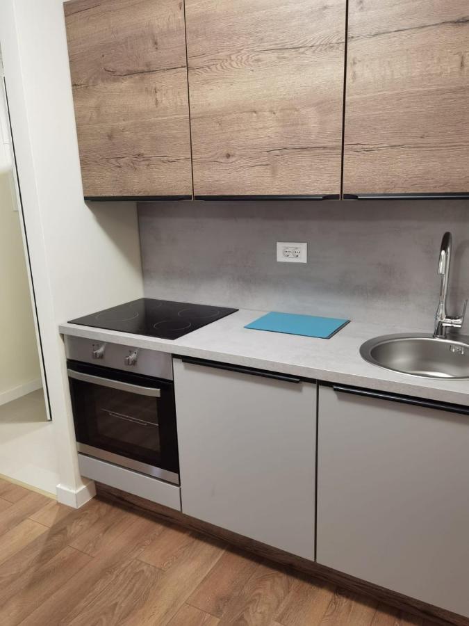 Style 2Br*** Apartment Split Bagian luar foto