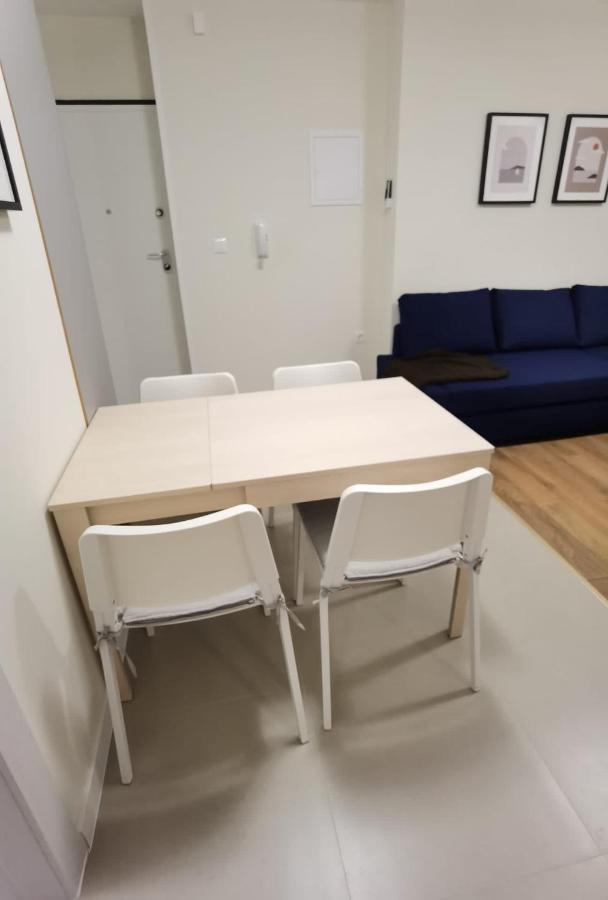 Style 2Br*** Apartment Split Bagian luar foto